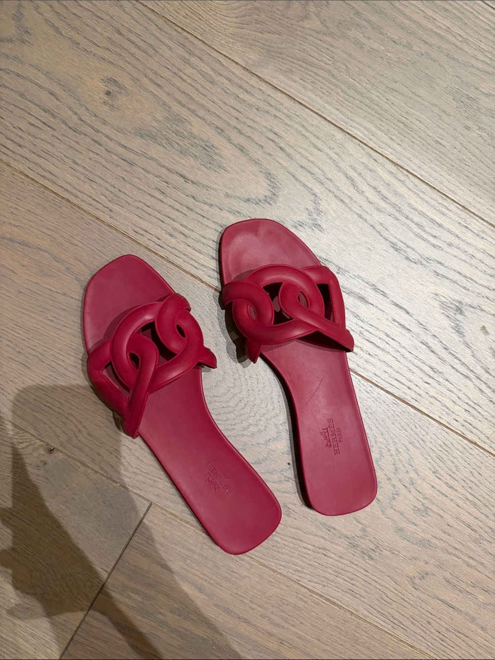 Hermes Aloha Women's Red Slide Sandals - Classic Knot Detail sz 40